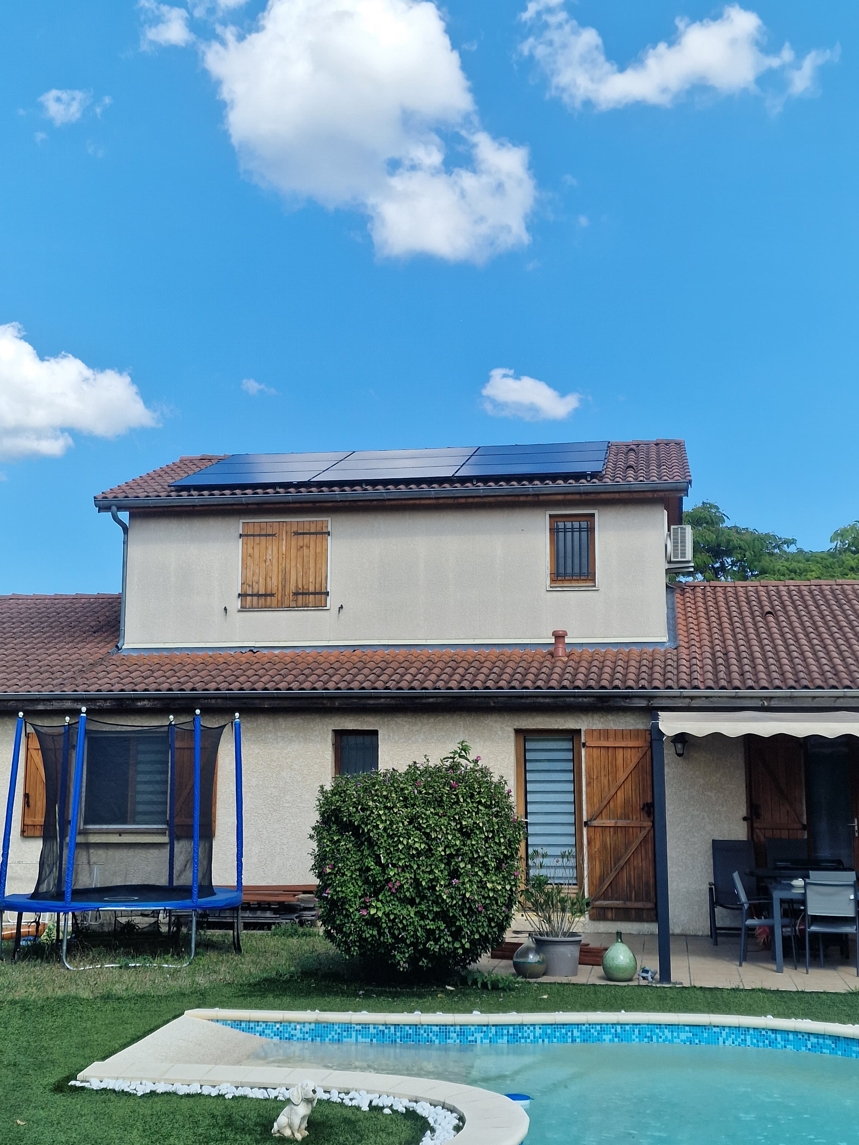 Installation photovoltaïque de 9.0 kWc à Chasse-sur-Rhône