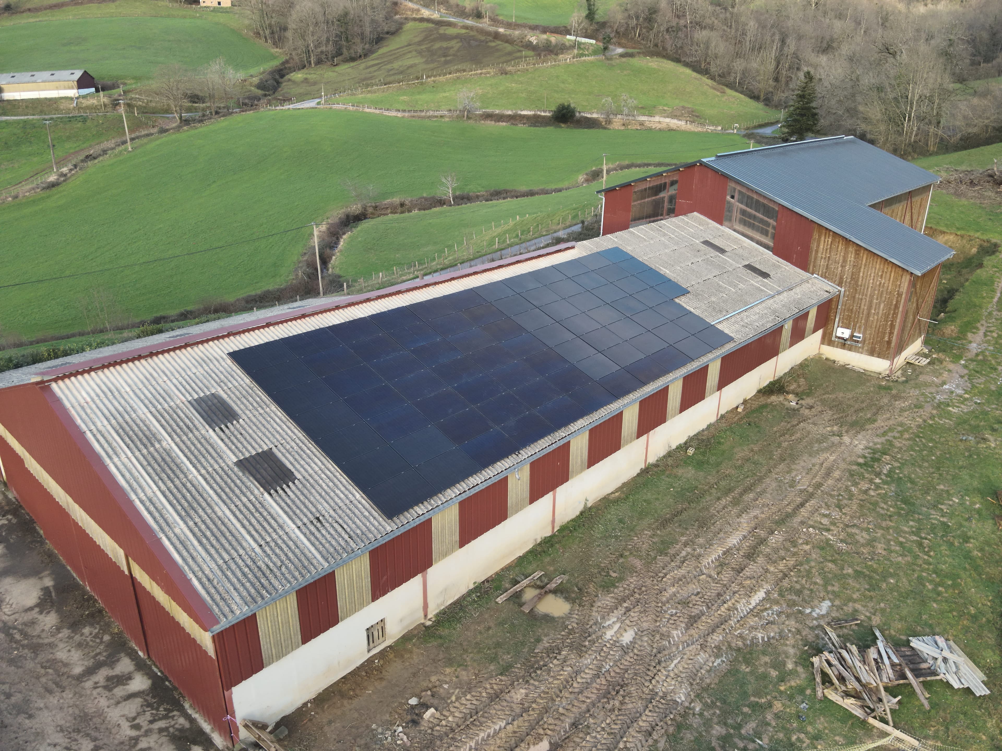 Installation photovoltaïque de 35.64 kWc à Hosta