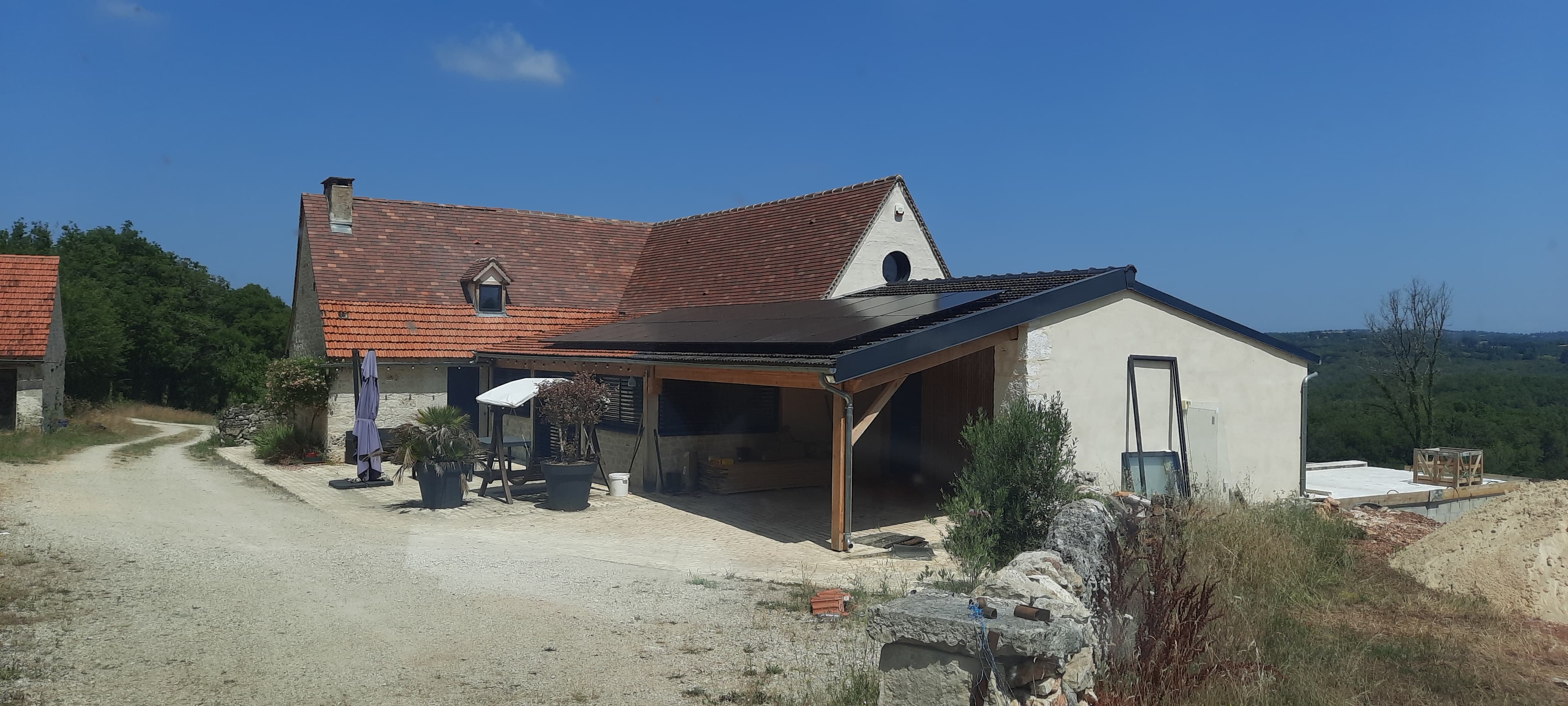 Installation à Sabadel-Lauzès