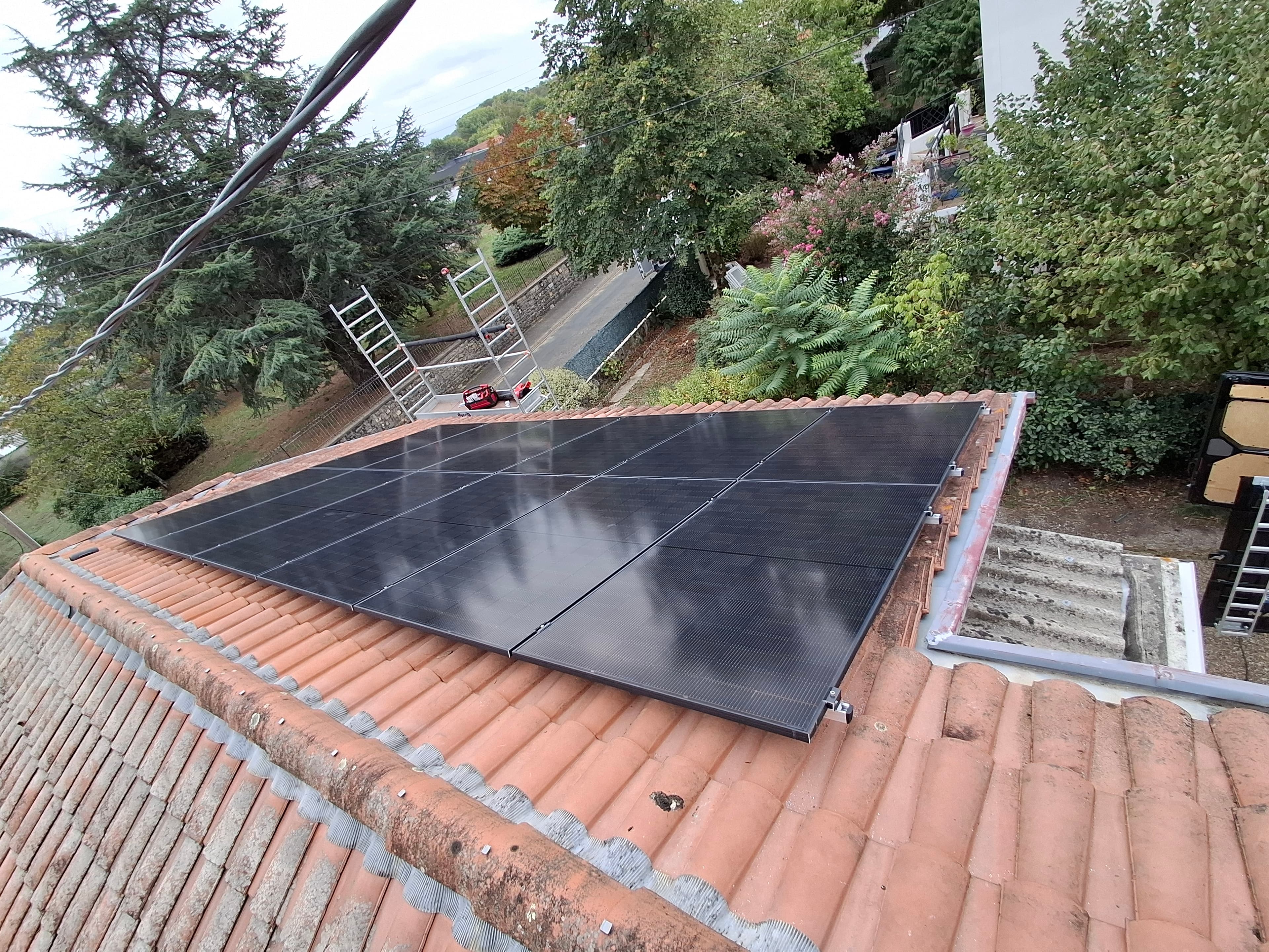 Installation photovoltaïque + borne de recharge