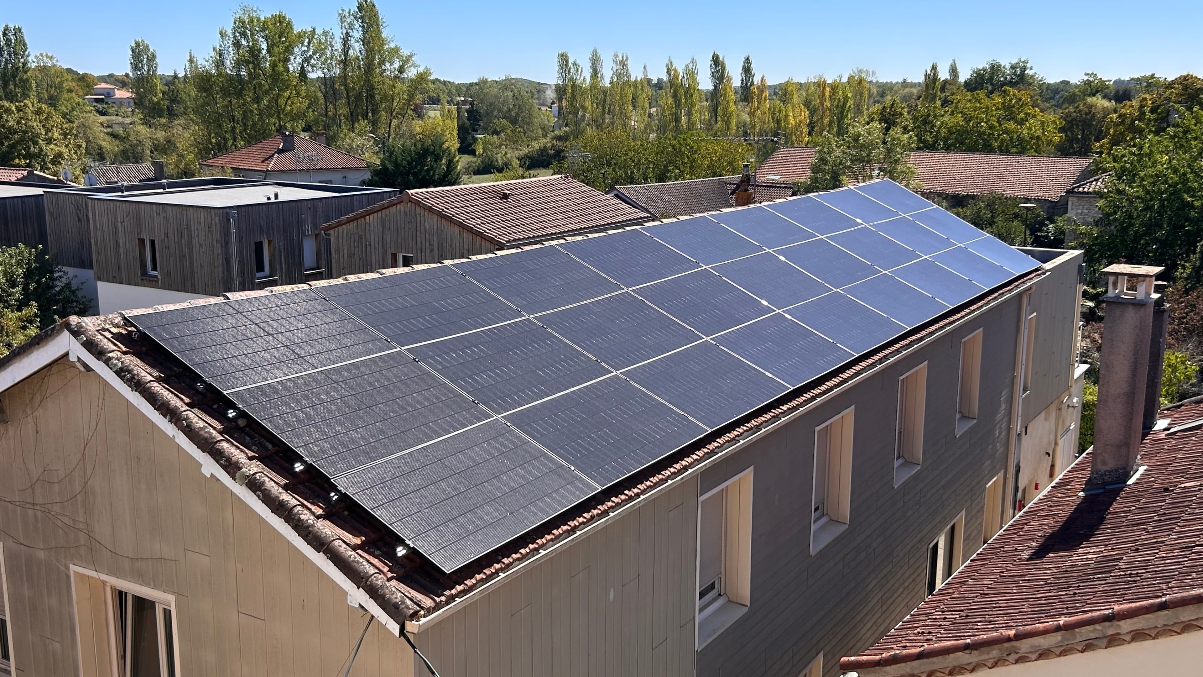Installation photovoltaïque de 30.0 kWc à Sauzet