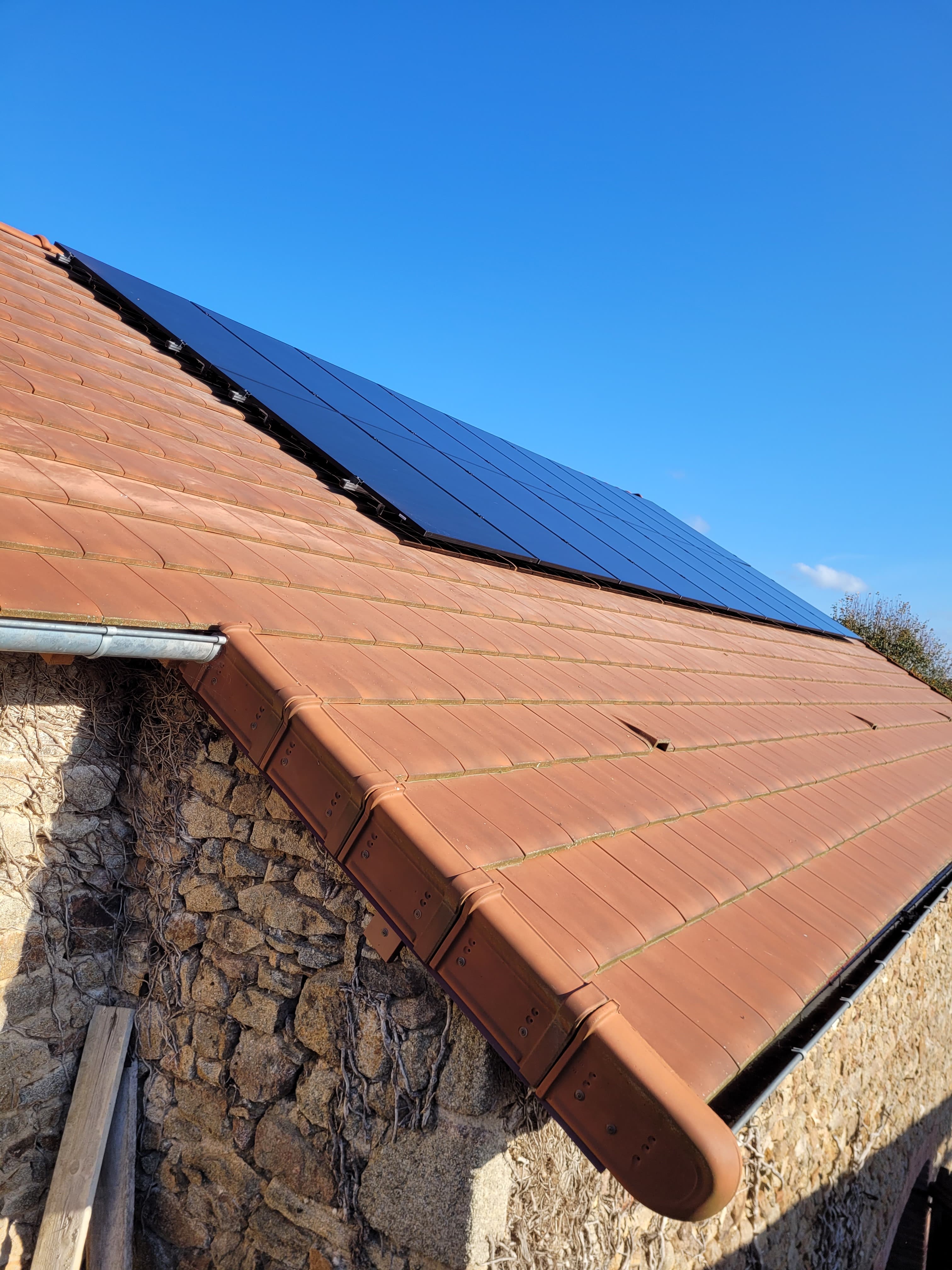 Installation photovoltaïque de 9.0 kWc à Saint-Priest-la-Plaine