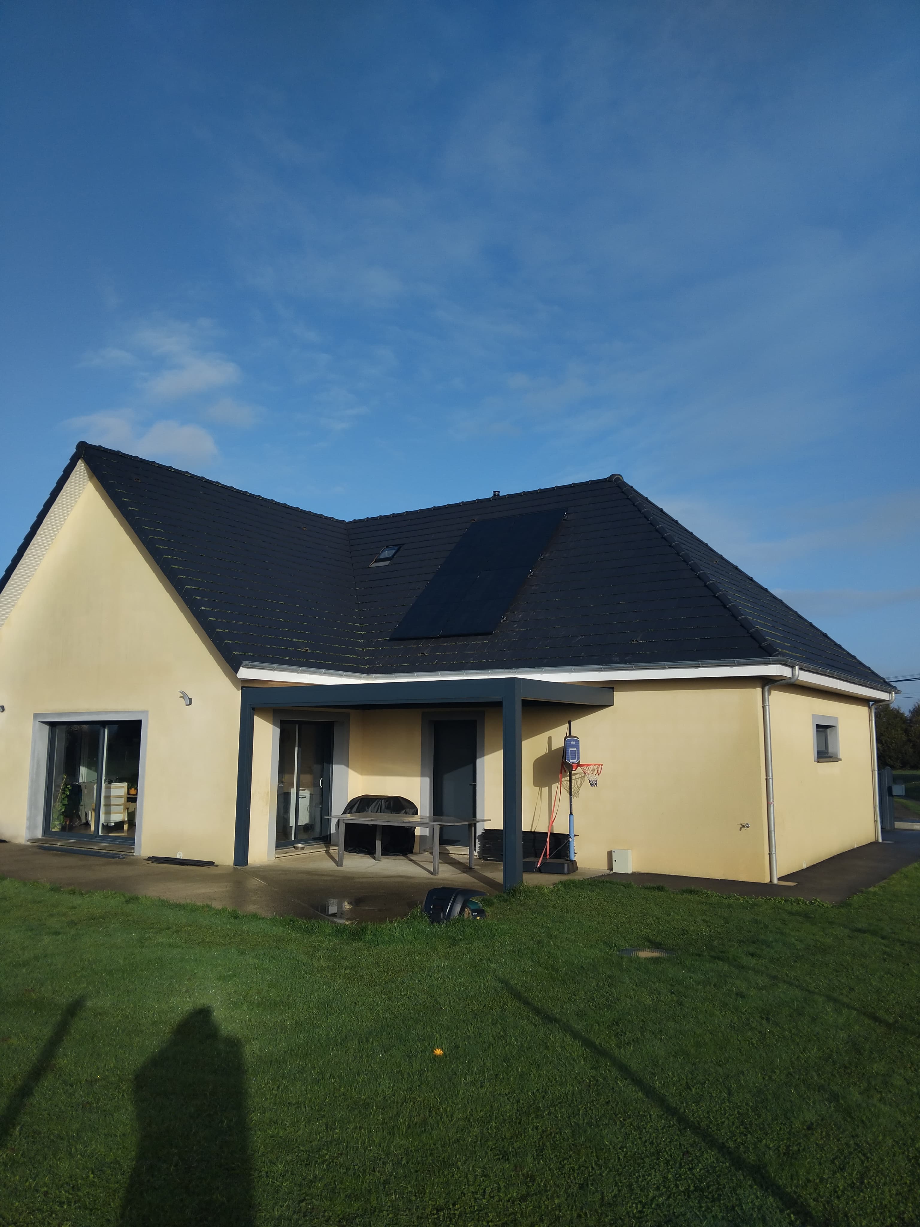 Installation photovoltaïque de 4.0 kWc à Sainte-Colombe-la-Commanderie