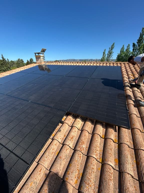 Installation photovoltaïque de 9.0 kWc à Mallemort