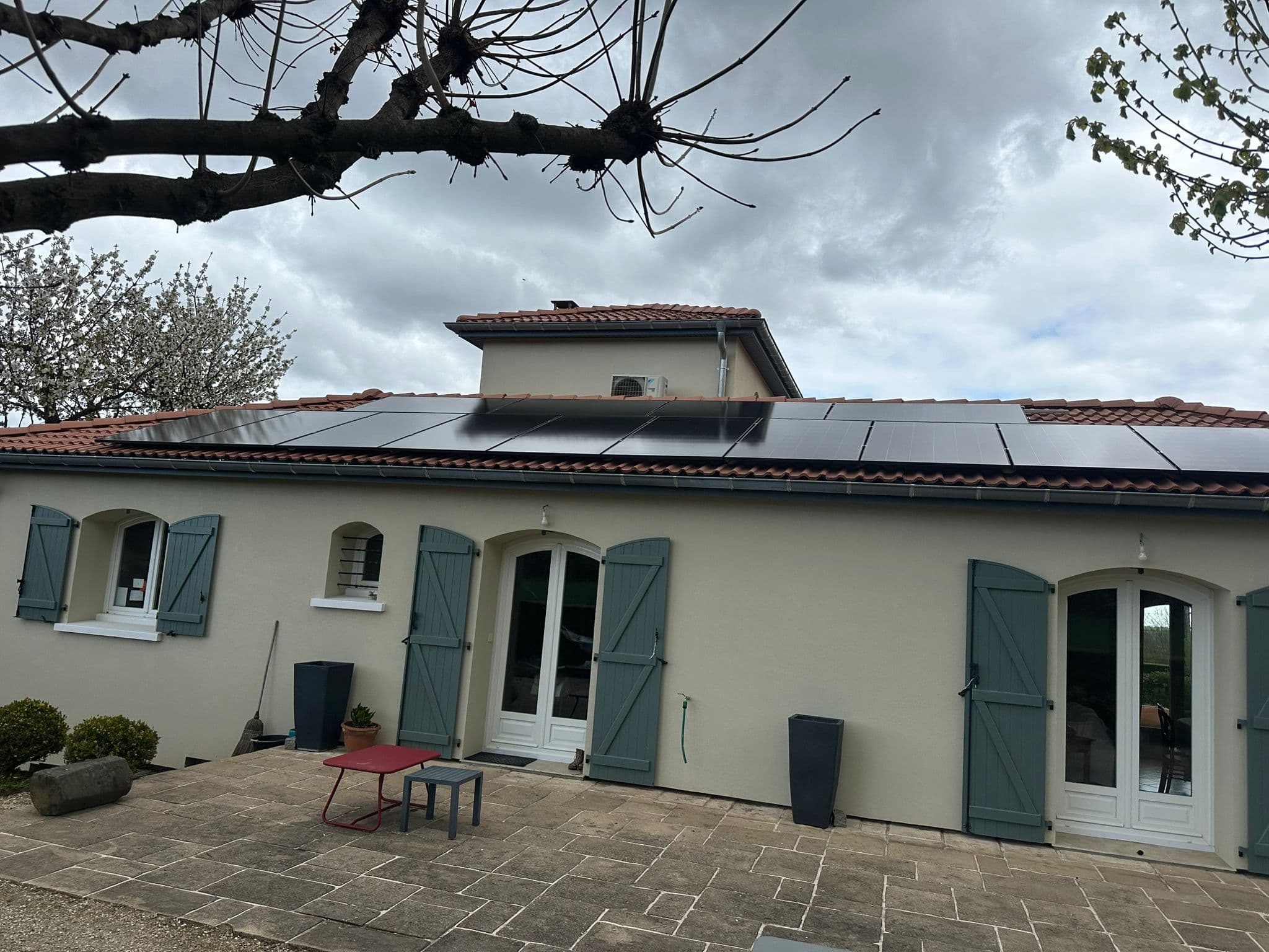 Installation photovoltaïque de 8.0 kWc à Solaize