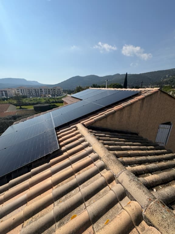 Installation photovoltaïque de 15.0 kWc à Cuges-les-Pins