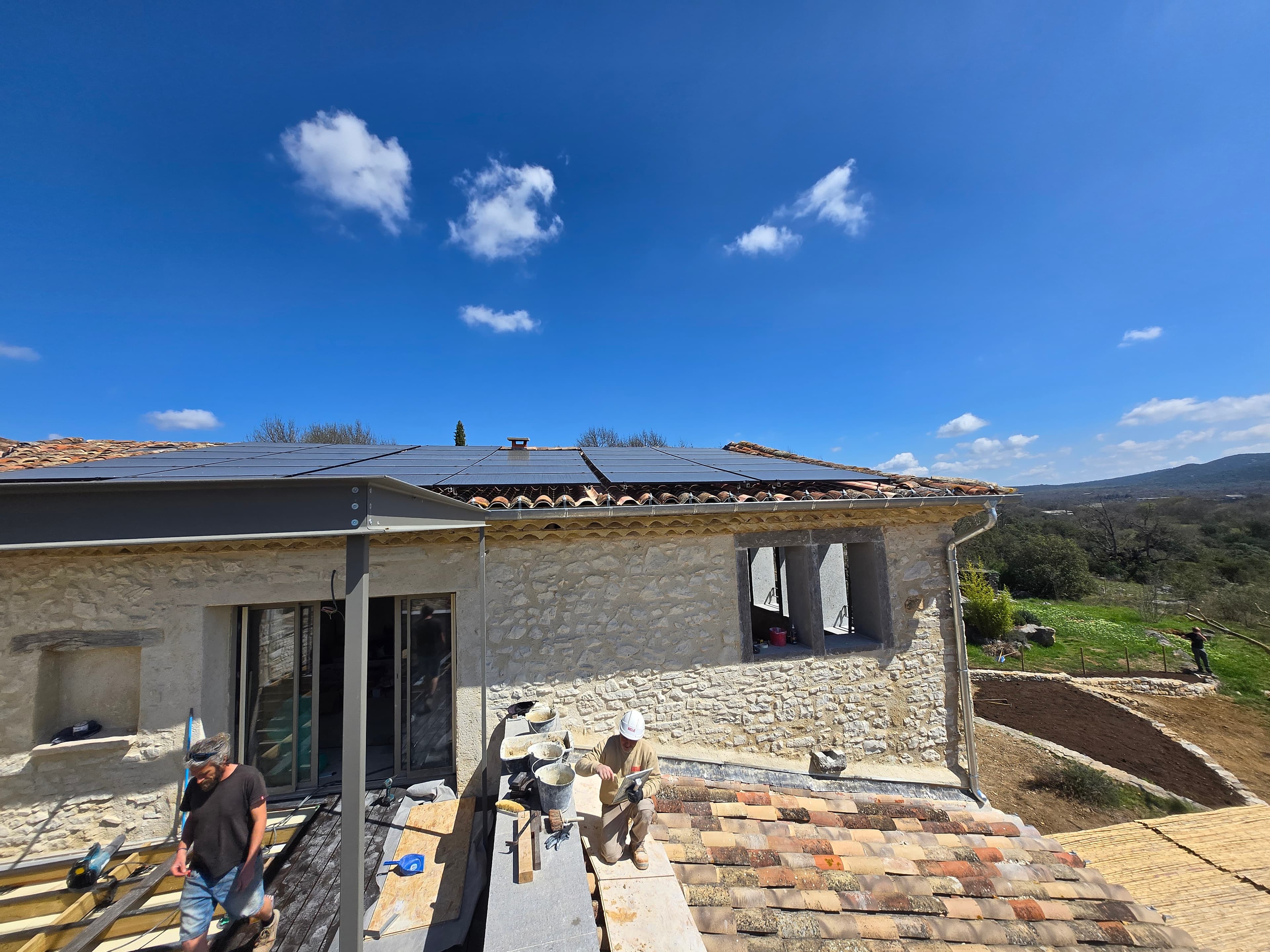 Installation photovoltaïque de 18.0 kWc à Rouet