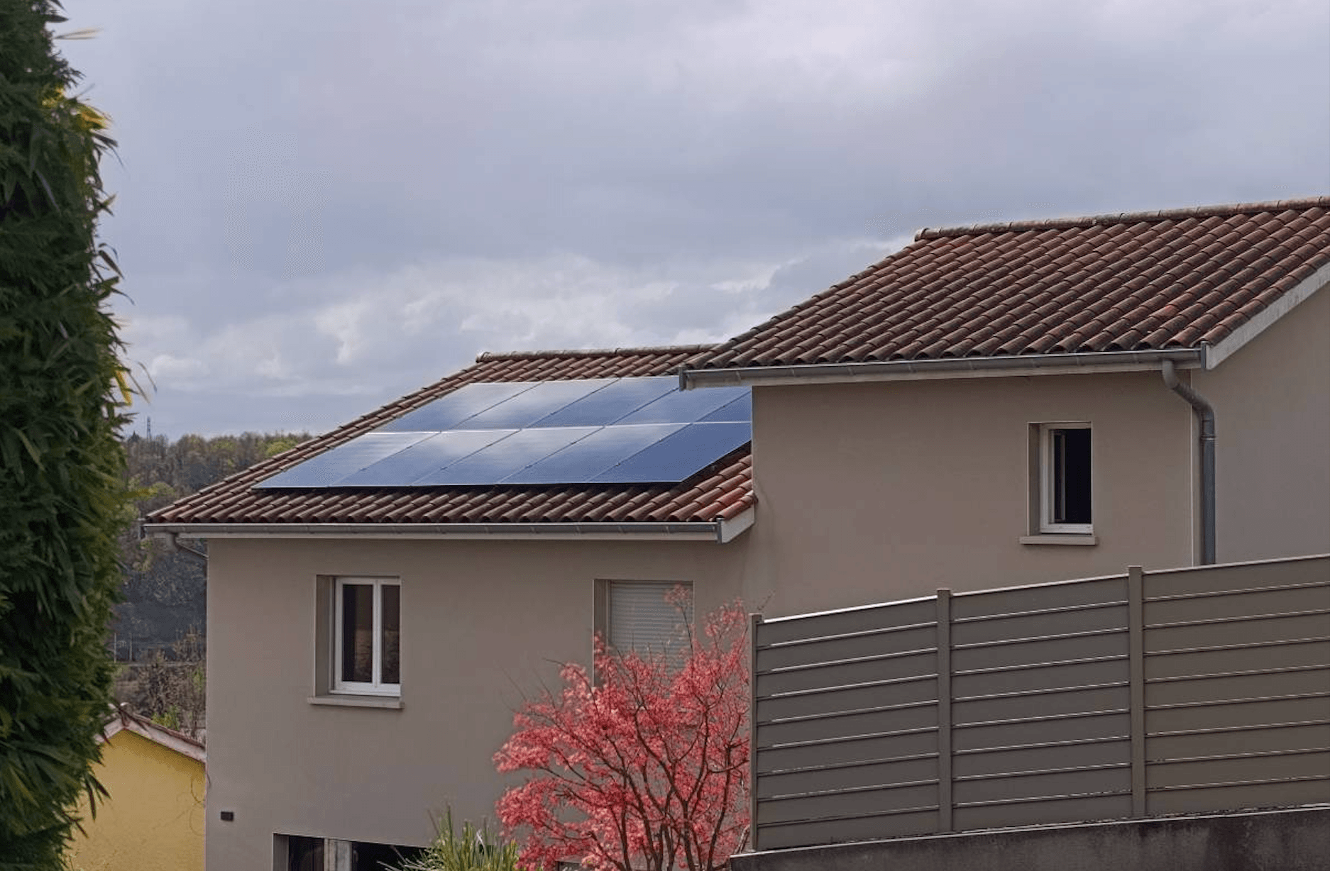 Installation photovoltaïque de 9.5 kWc à Fontaines-Saint-Martin (69)