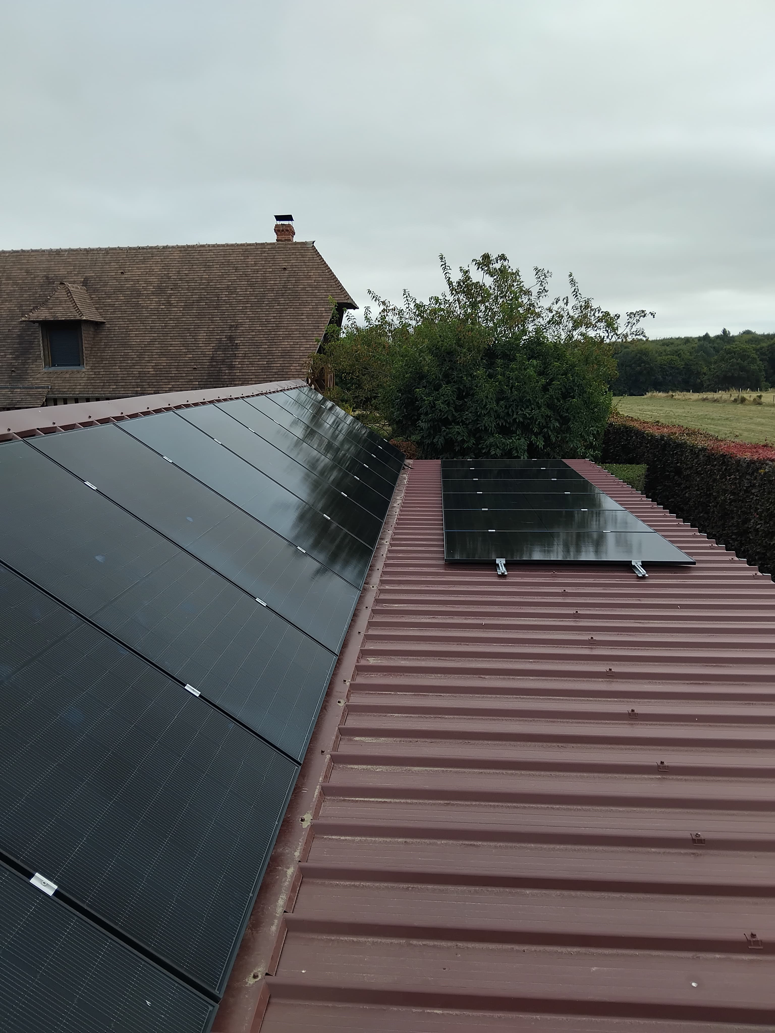 Installation photovoltaïque de 9.0 kWc à Bourneville-Sainte-Croix
