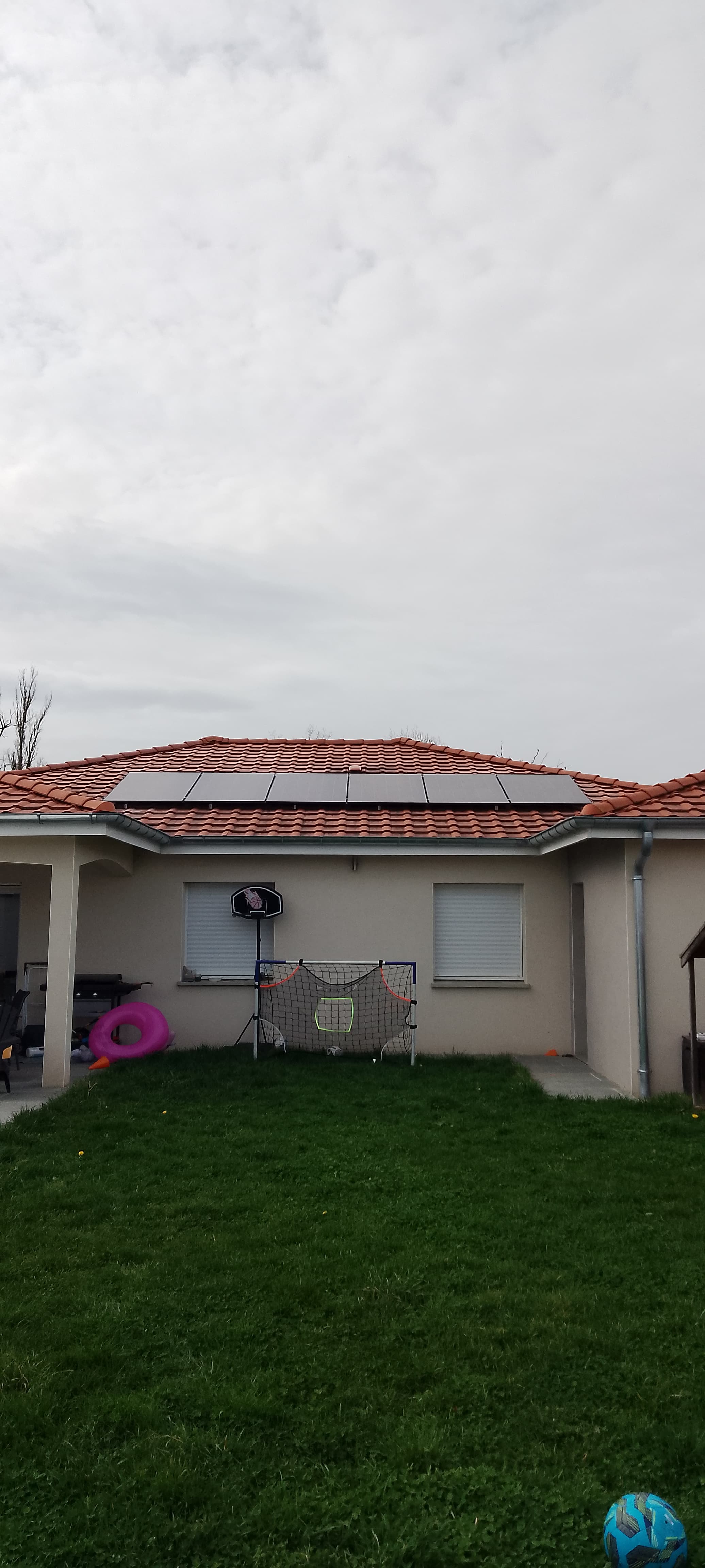 Installation photovoltaïque de 9.0 kWc à Chambéon