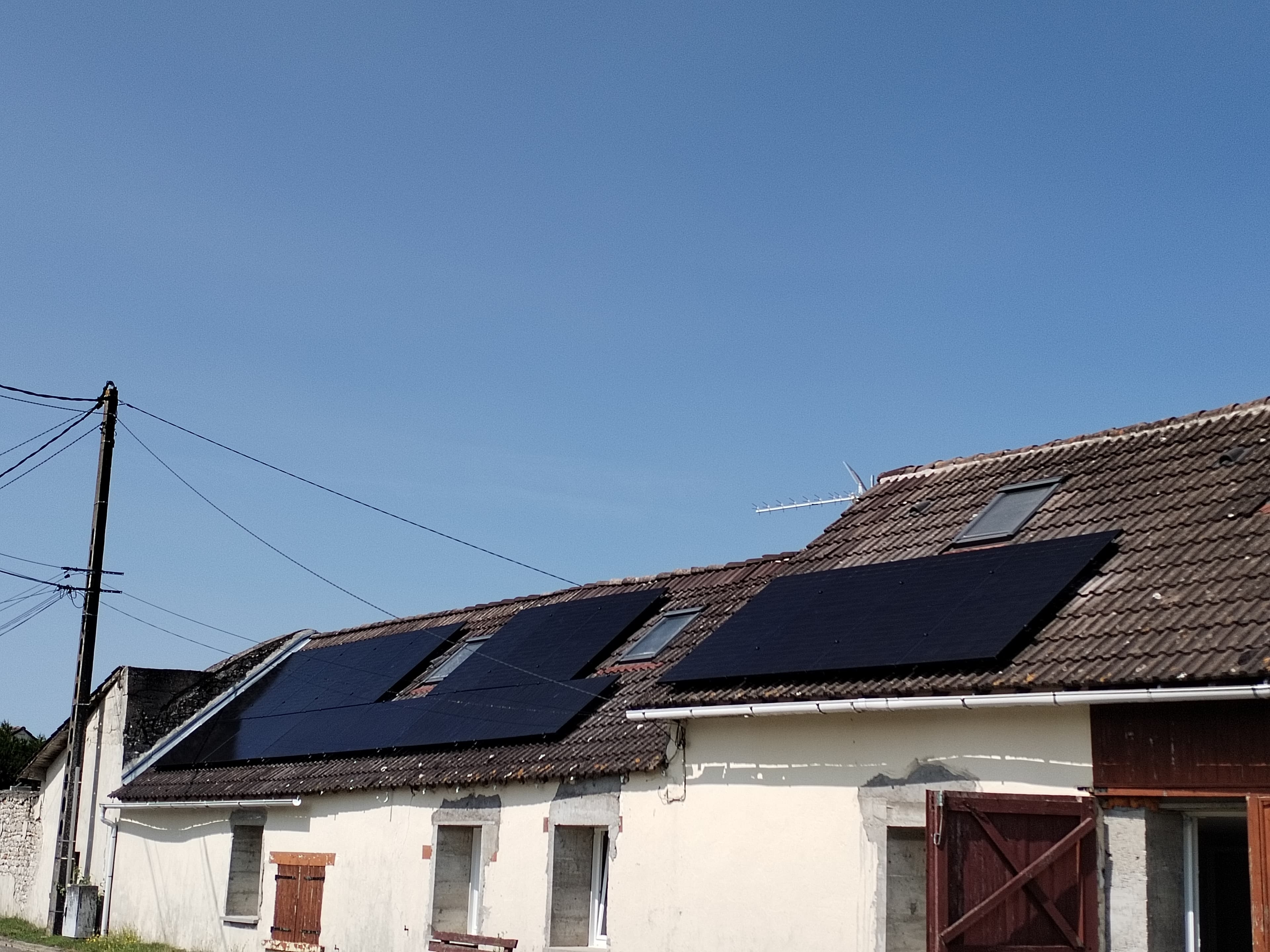 Installation photovoltaïque de 9.0 kWc à Beaumont-du-Gâtinais